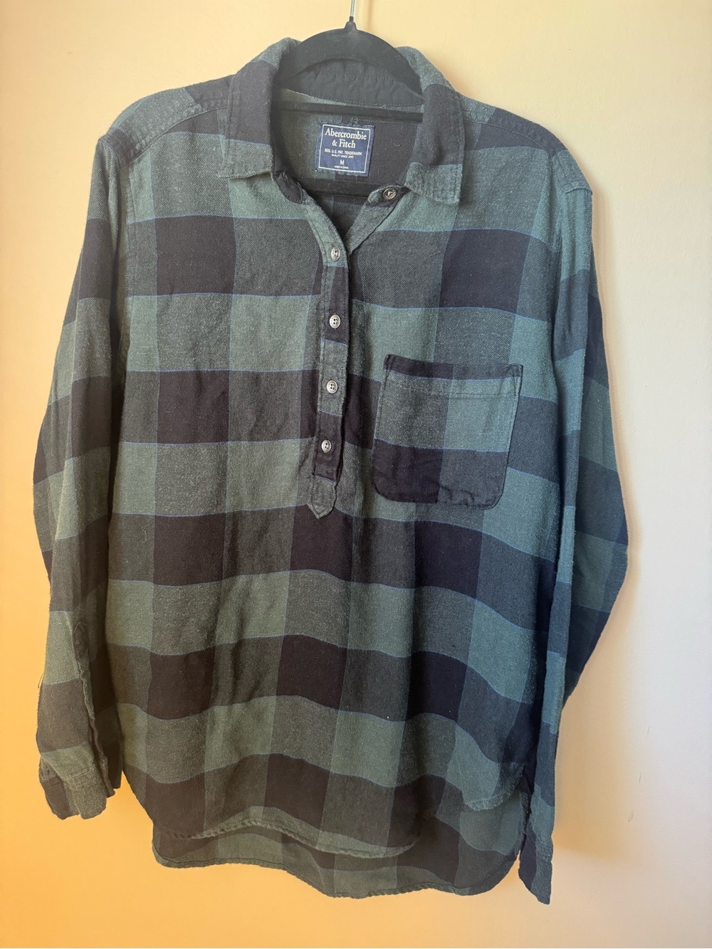 ABERCROMBIE & FITCH Women's Green Black Plaid Flannel Pullover Shirt M